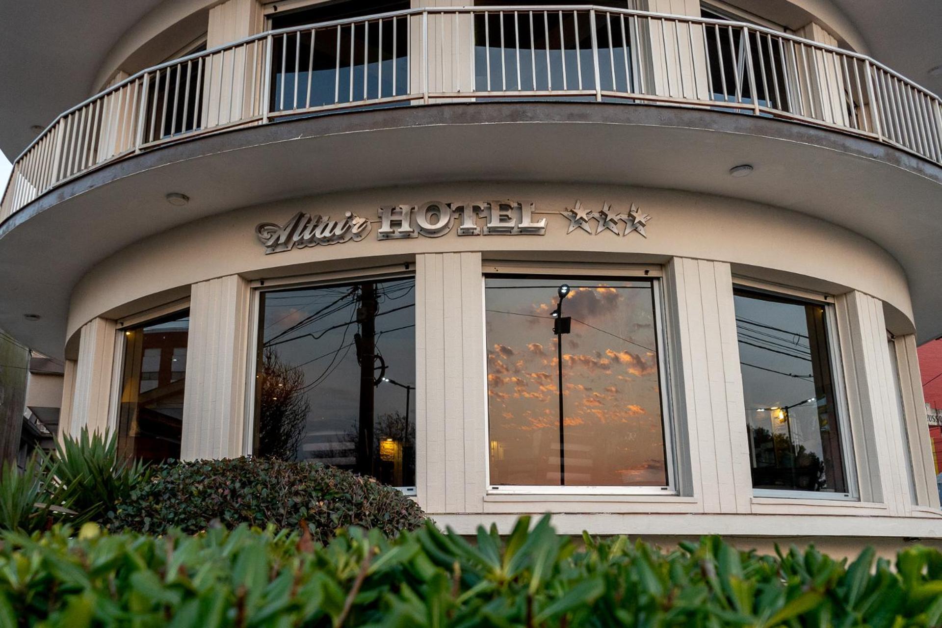 Altair Hotel Сан-Клементе-дель-Тую Экстерьер фото