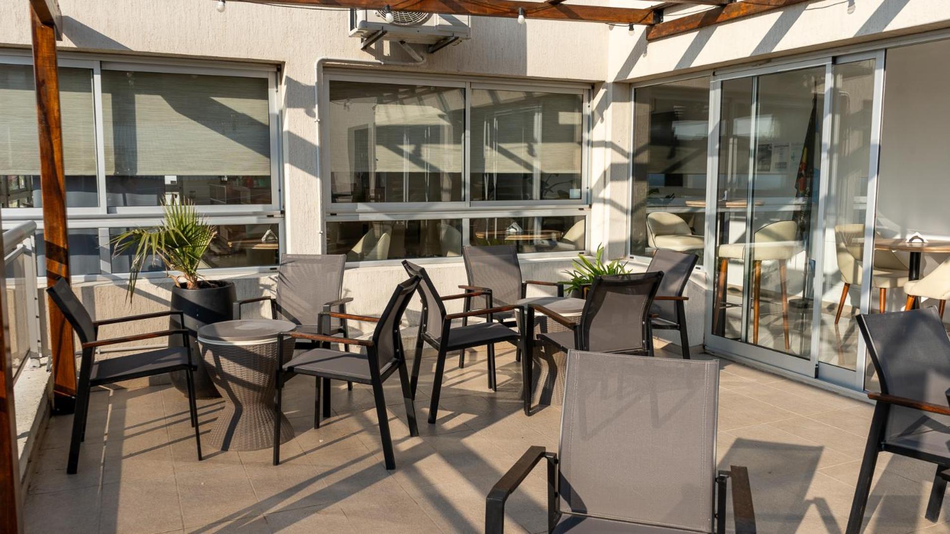 Altair Hotel Сан-Клементе-дель-Тую Экстерьер фото