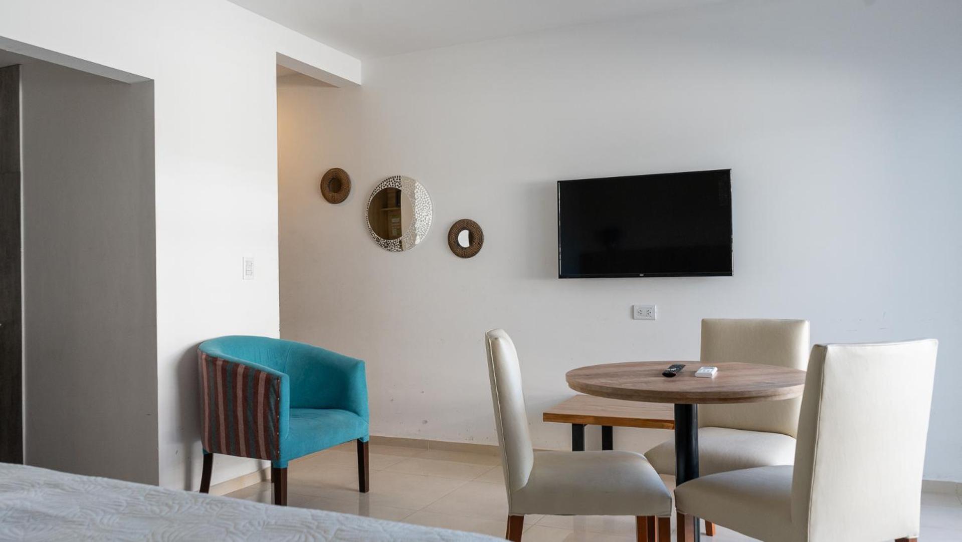 Altair Hotel Сан-Клементе-дель-Тую Экстерьер фото