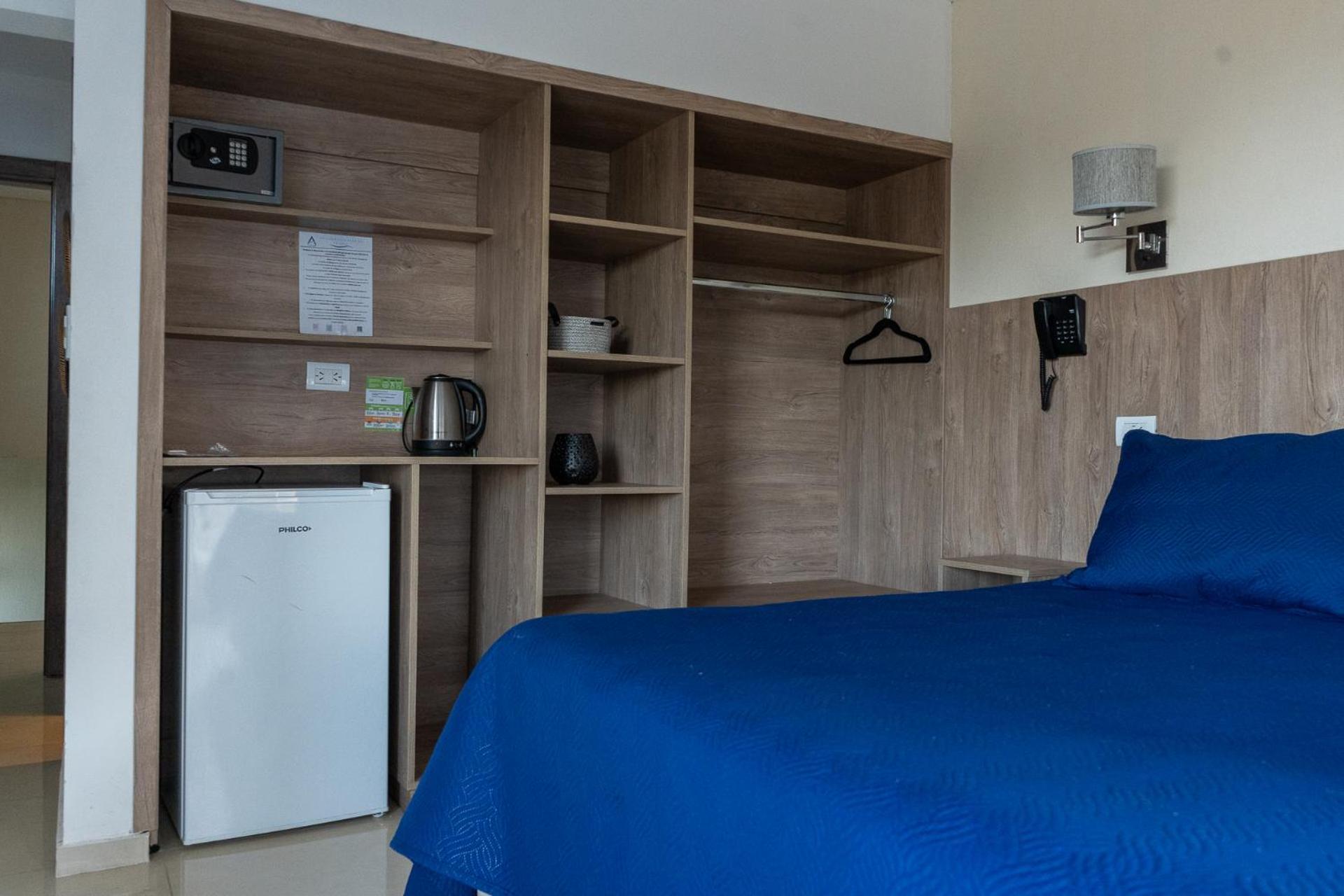 Altair Hotel Сан-Клементе-дель-Тую Экстерьер фото